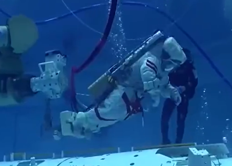 赚钱新项目-小说推文项目的收益与陷阱分析