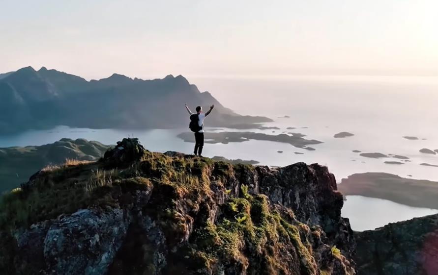 抖音直播人气自助购买下单平台,24小时快手直播挂铁业务网